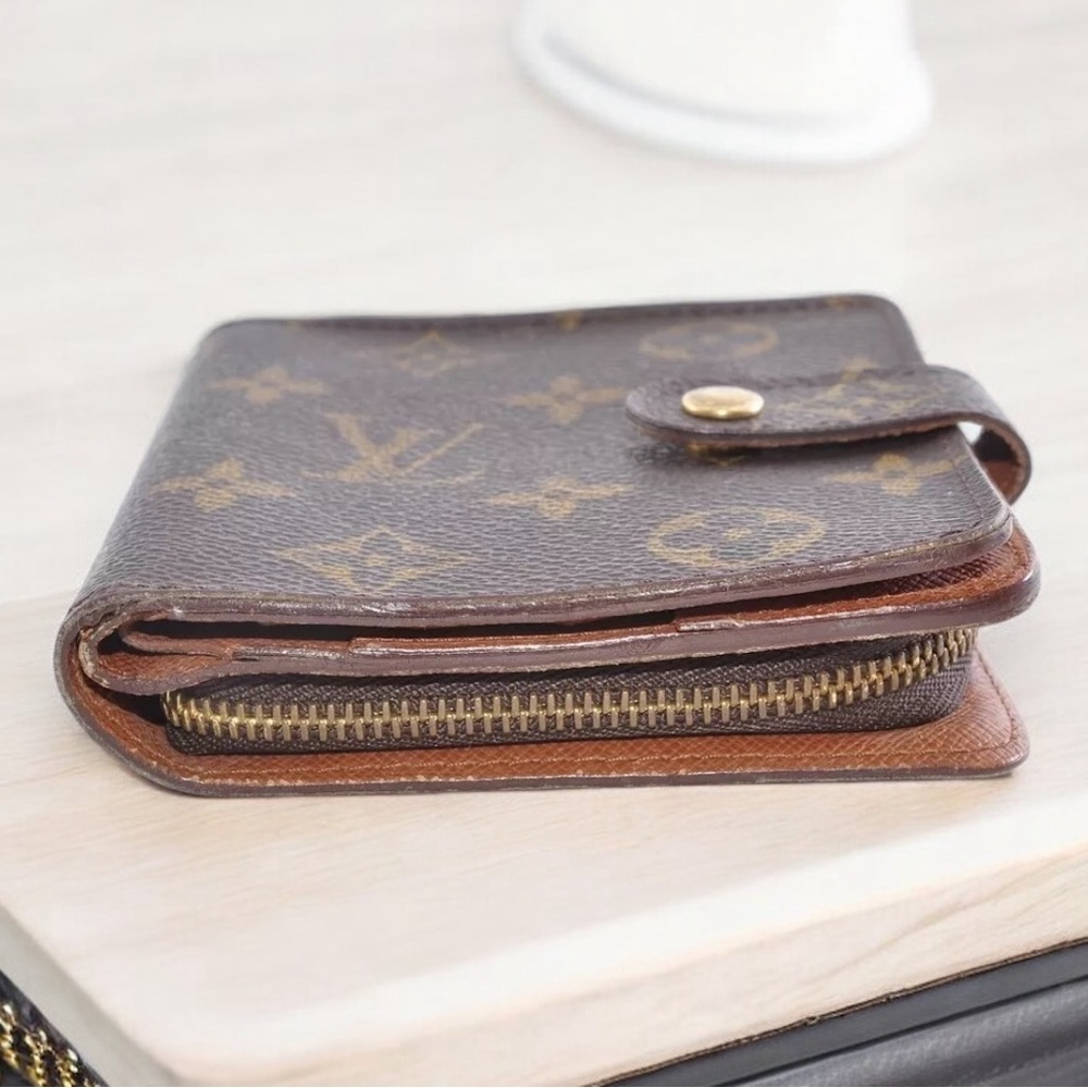 Louis Vuitton LV Monogram Bi-Fold Wallet Leather PVC Brown Used Auth 8B12330 - Picture 7 of 12
